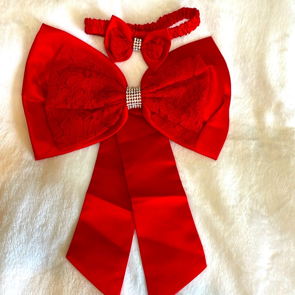 Beautiful Red Dress with lace & Bows, Size 3 Months - Picture 10 of 10